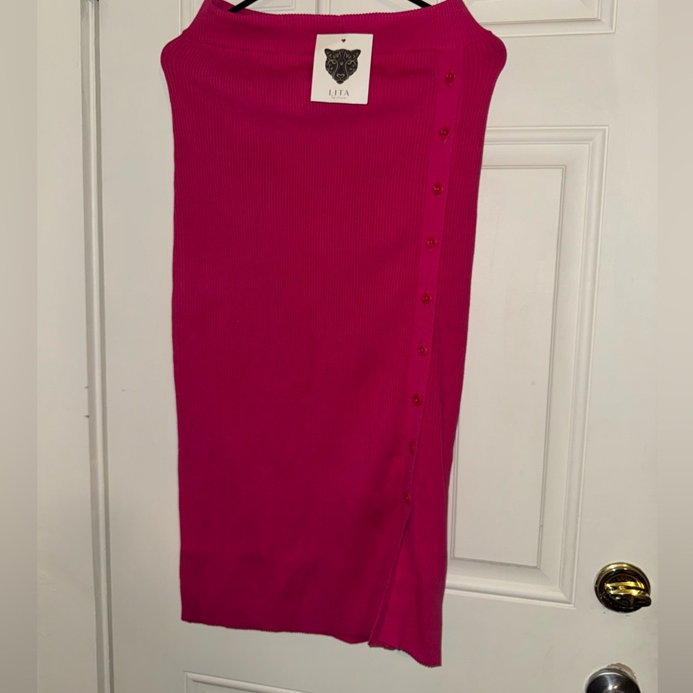 Fuchsia Pencil Skirt